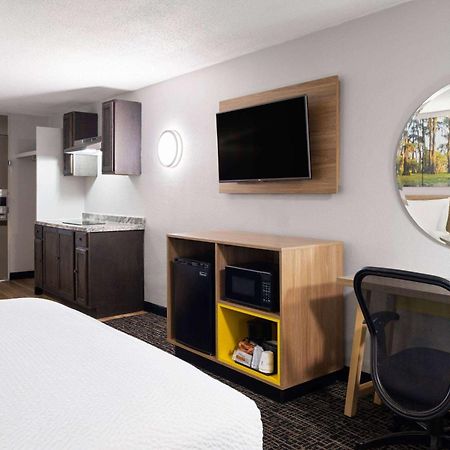 Days Inn By Wyndham Salisbury, Nc エクステリア 写真